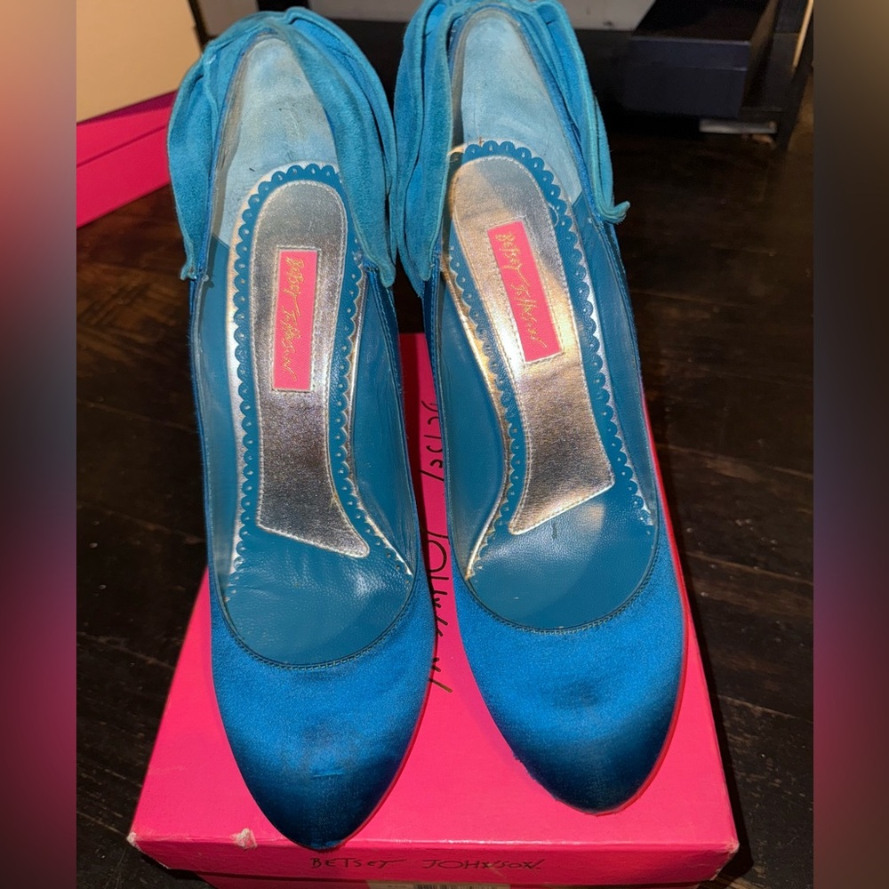 Betsey Johnson Teal Heels